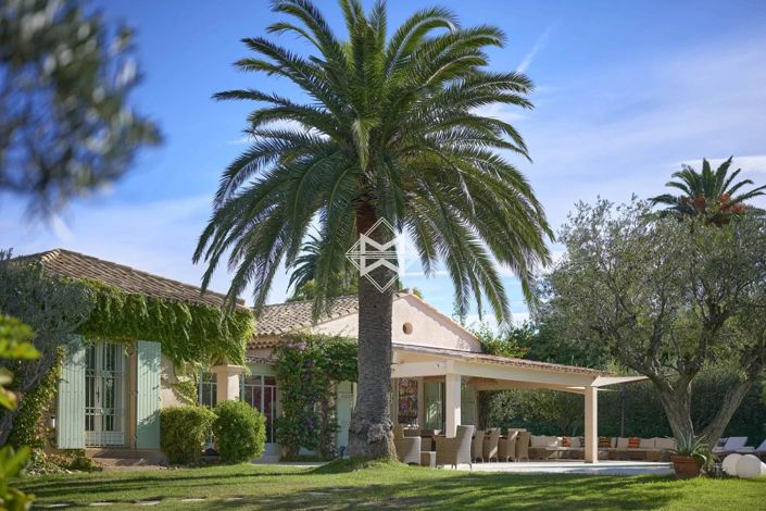 Image No.3-8 Bed House for sale