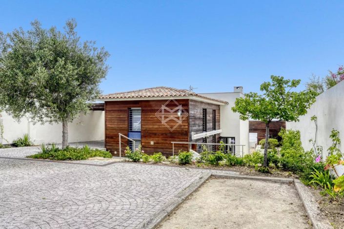 Image No.4-4 Bed House for sale