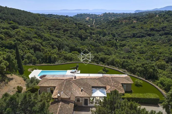 Image No.2-5 Bed House for sale