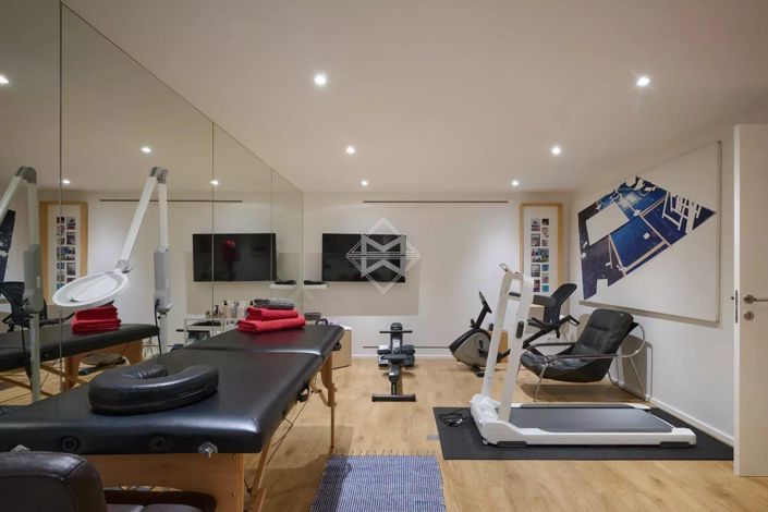 Image No.14-5 Bed House for sale