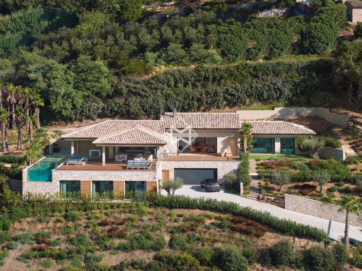 Image No.3-5 Bed House for sale