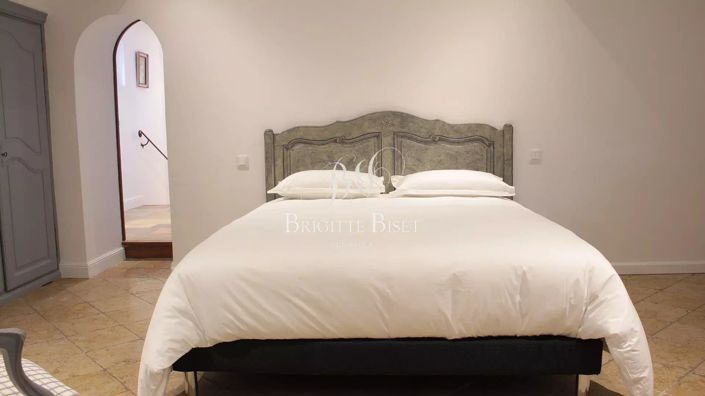 Image No.13-4 Bed House for sale