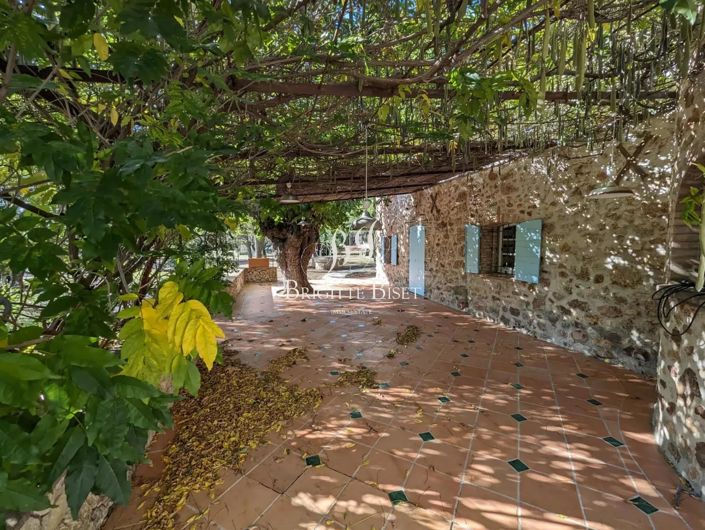 Image No.17-4 Bed House for sale