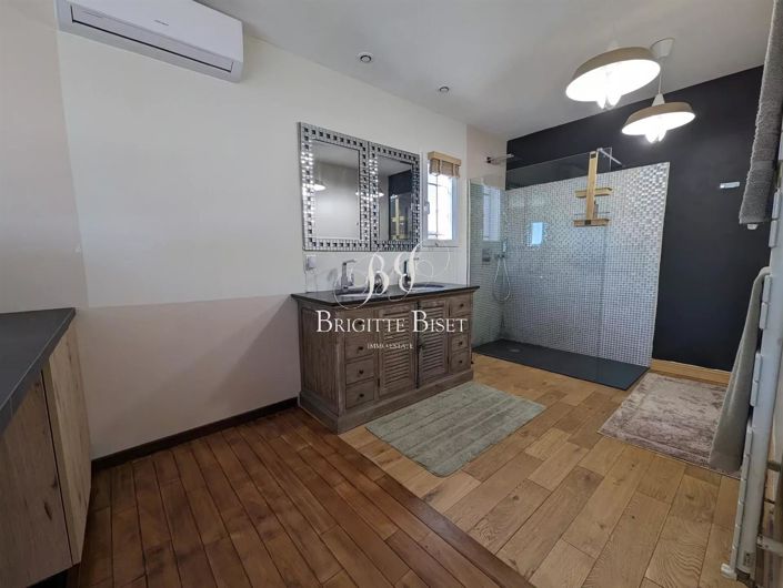 Image No.13-5 Bed House for sale