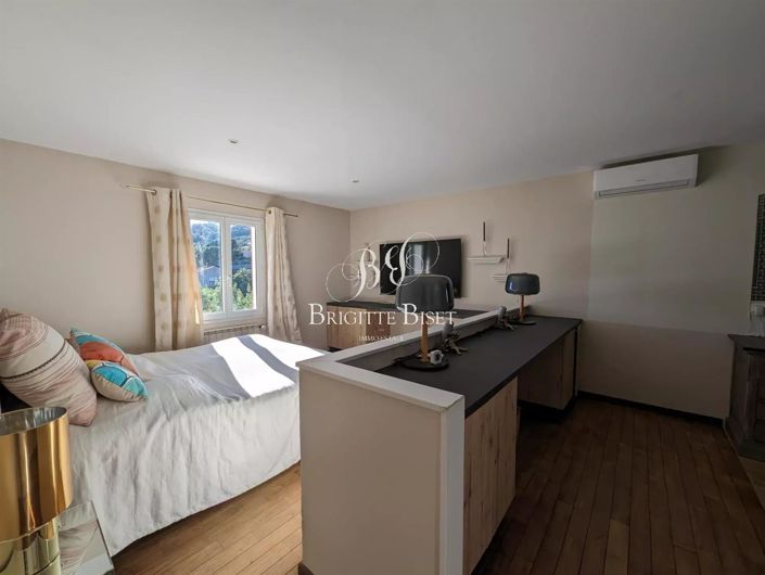 Image No.14-5 Bed House for sale