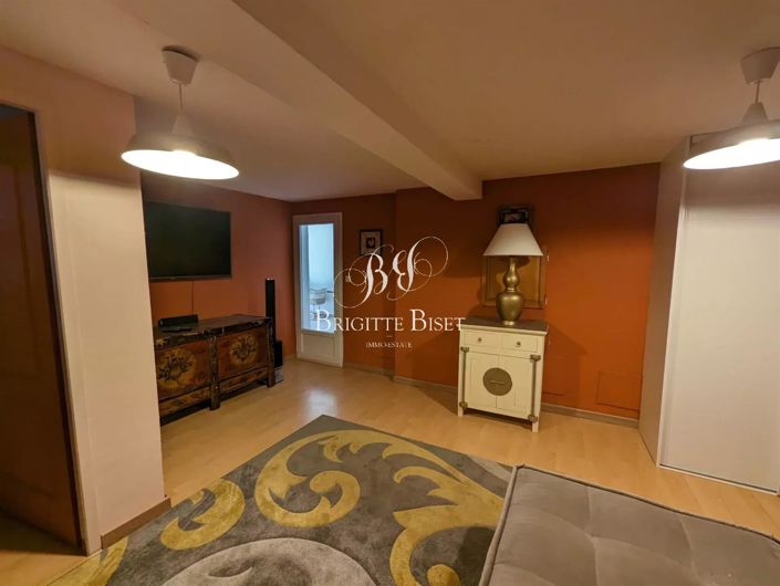 Image No.23-5 Bed House for sale