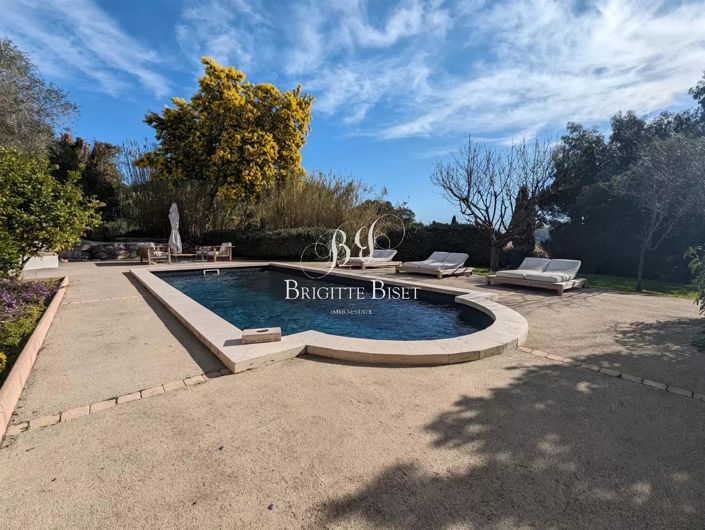 Image No.36-5 Bed House for sale