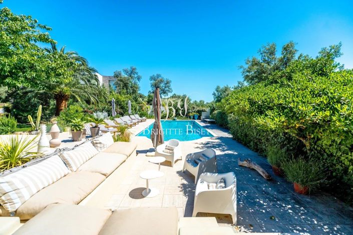 Image No.17-8 Bed House for sale