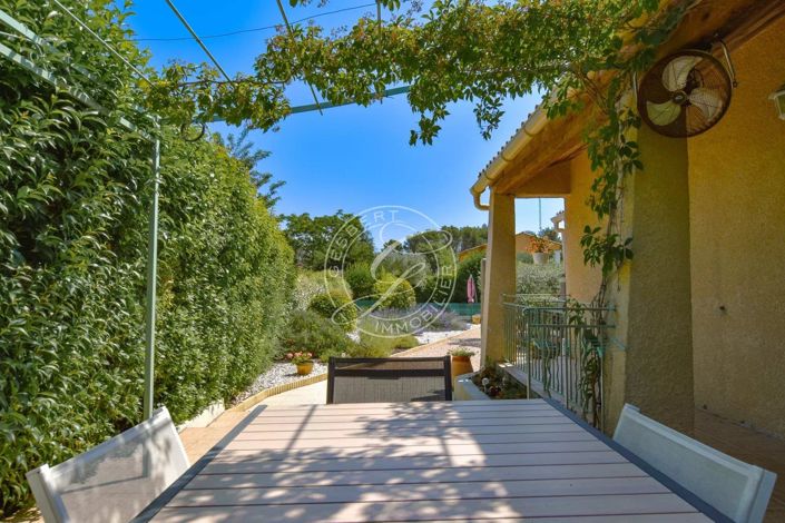 Image No.20-3 Bed House for sale