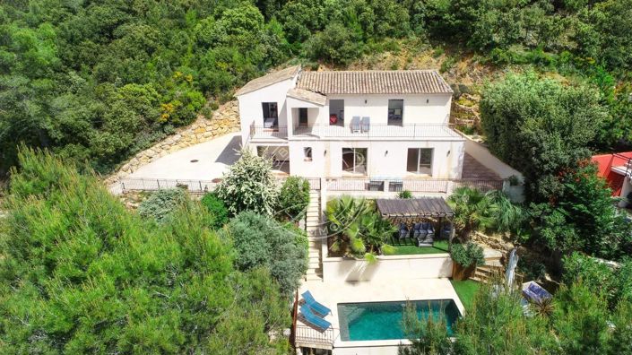 Image No.3-5 Bed House for sale