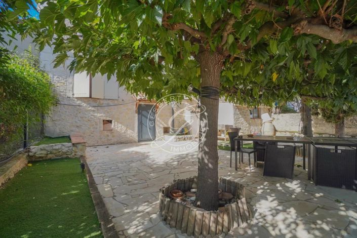 Image No.17-3 Bed Apartment for sale