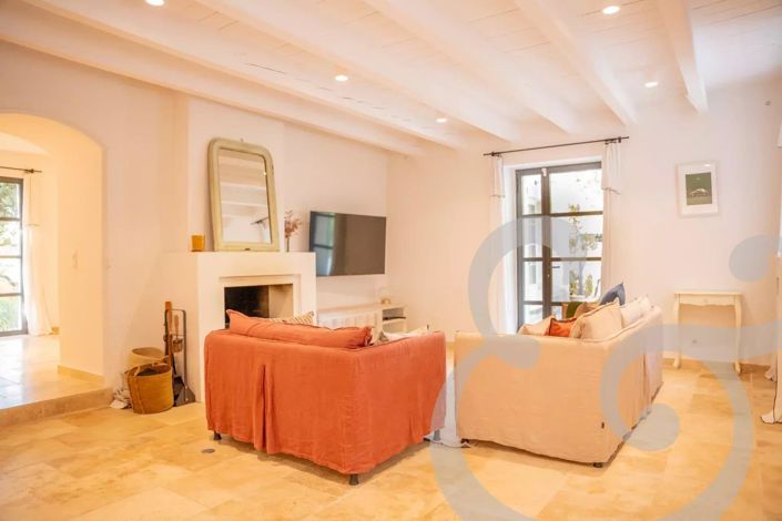 Image No.14-5 Bed House for sale