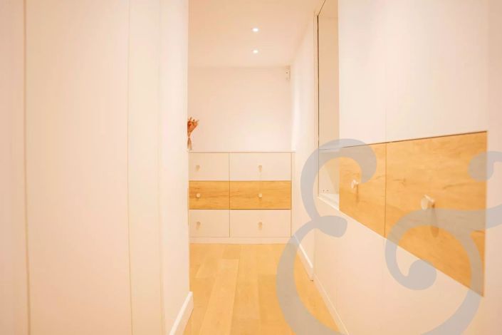 Image No.27-5 Bed House for sale