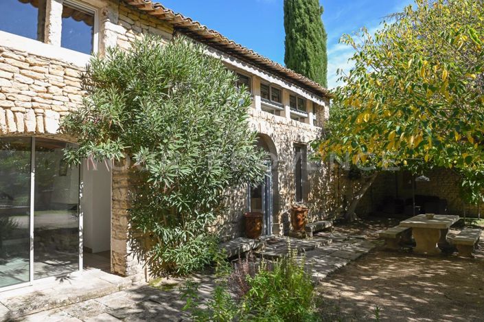 Image No.1-6 Bed House for sale
