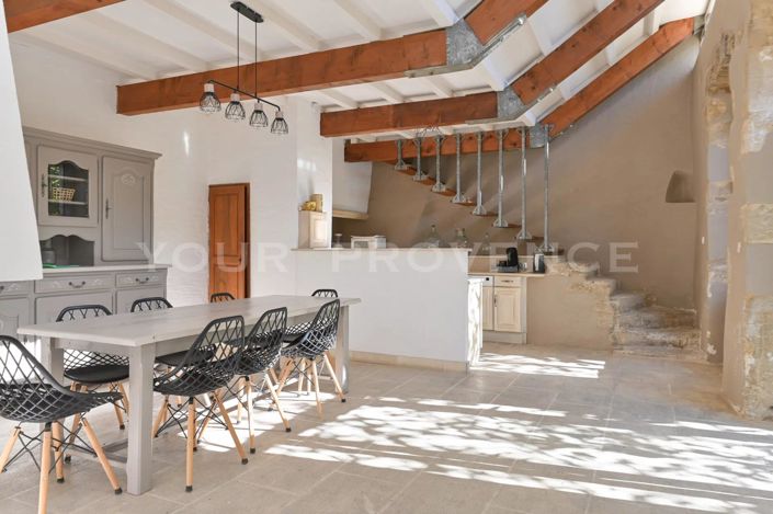 Image No.8-6 Bed House for sale