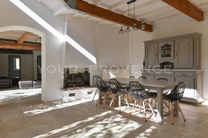 Image No.9-6 Bed House for sale