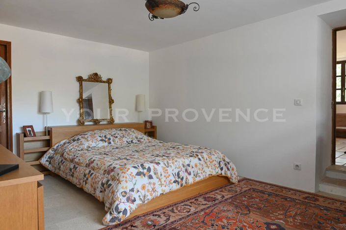 Image No.18-4 Bed House for sale