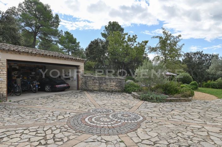 Image No.21-4 Bed House for sale