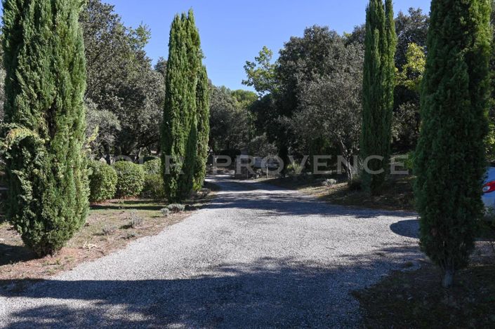 Image No.22-4 Bed House for sale