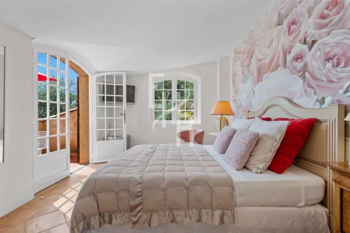 Image No.23-4 Bed House for sale