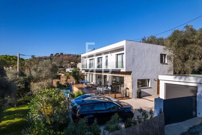 Image No.3-4 Bed House for sale