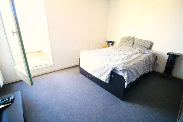 Image No.8-Apartment for sale