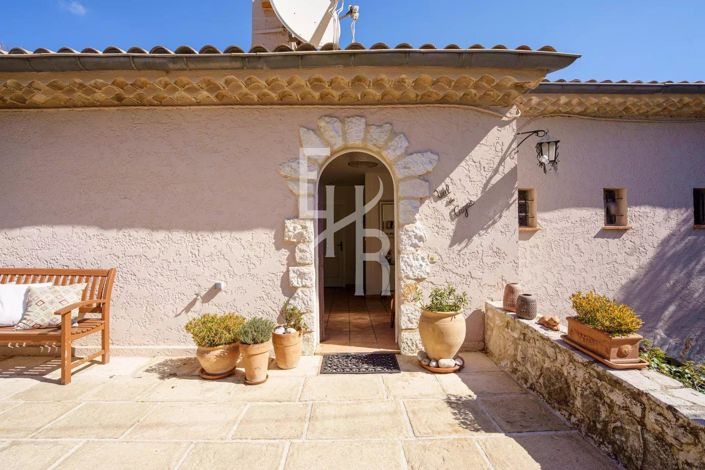 Image No.13-4 Bed House for sale