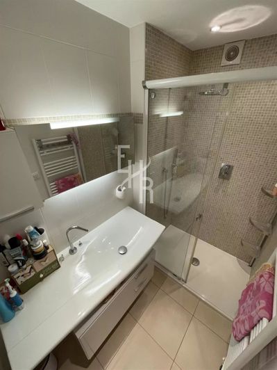 Image No.31-4 Bed House for sale