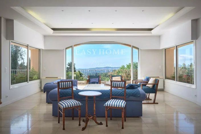 Image No.16-5 Bed House for sale