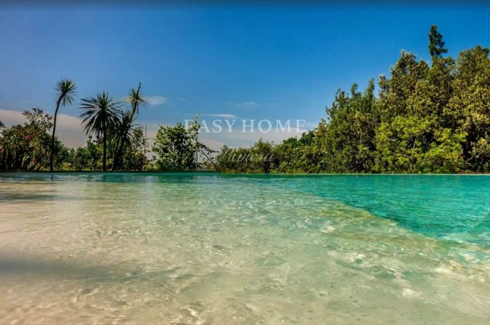 Image No.2-5 Bed House for sale