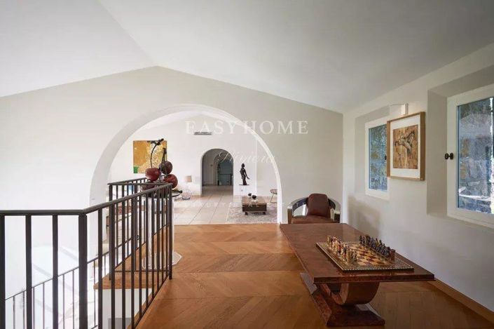 Image No.16-5 Bed House for sale