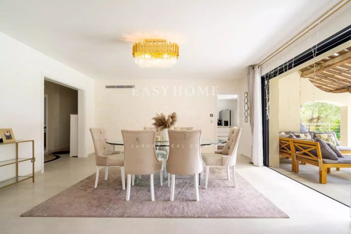 Image No.11-4 Bed House for sale