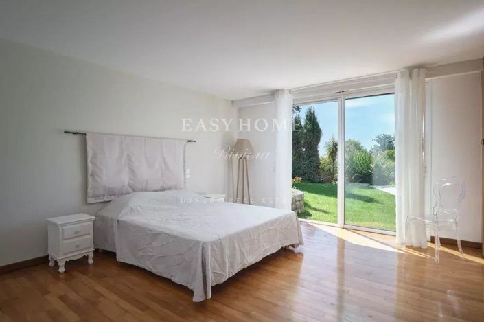 Image No.12-4 Bed House for sale