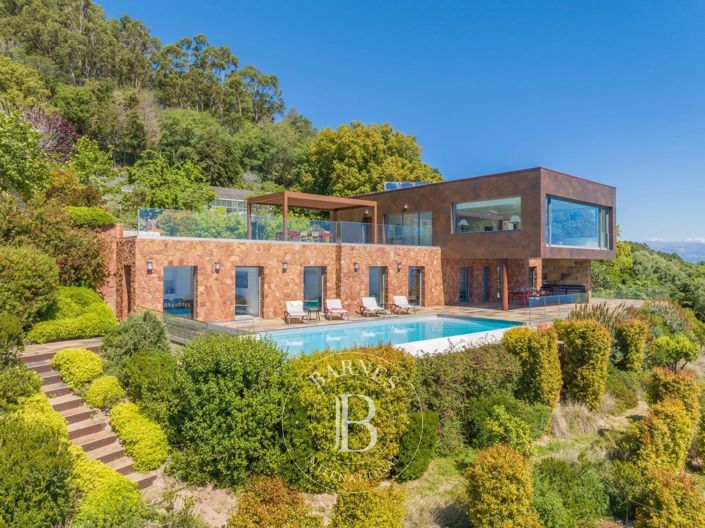 Image No.6-6 Bed House for sale