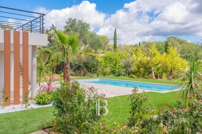 5 Bed House for sale