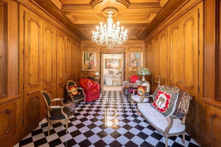 Image No.6-4 Bed House for sale