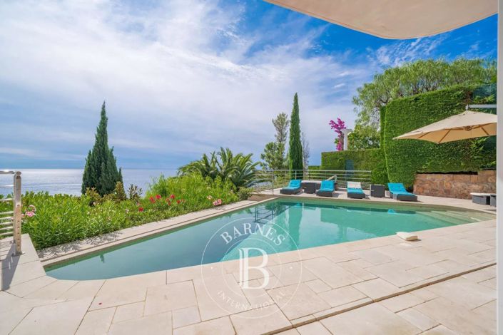 Image No.11-4 Bed House for sale