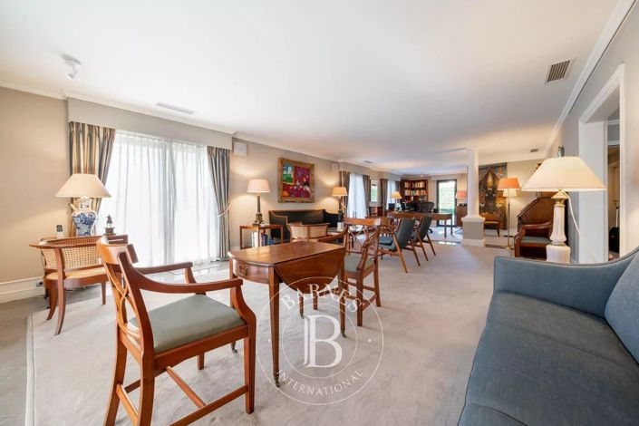 Image No.14-3 Bed Apartment for sale