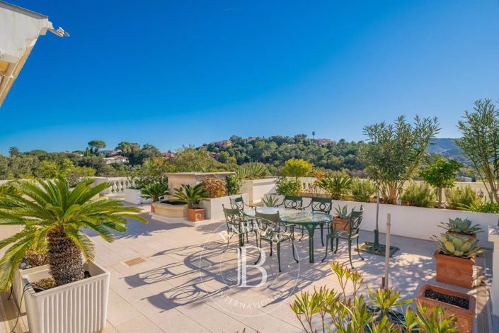 Image No.23-3 Bed Apartment for sale