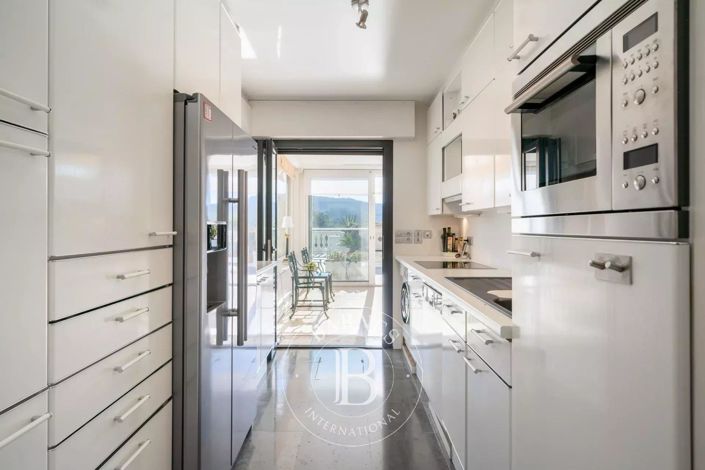 Image No.5-3 Bed Apartment for sale