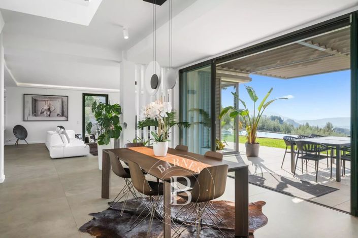 Image No.5-House for sale