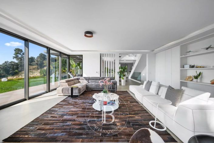 Image No.9-House for sale