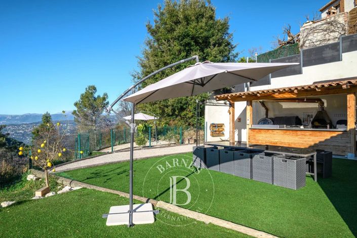 Image No.20-4 Bed House for sale