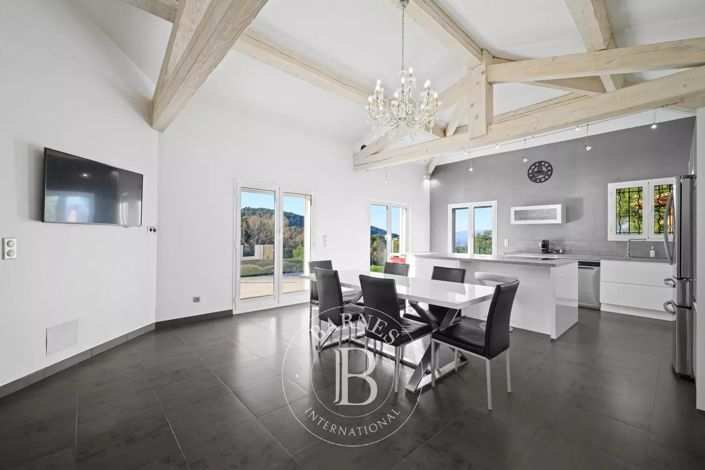 Image No.7-4 Bed House for sale