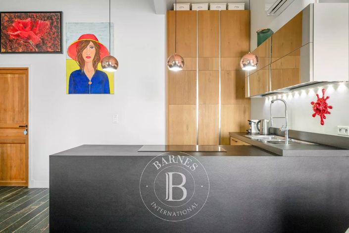 Image No.9-2 Bed Apartment for sale