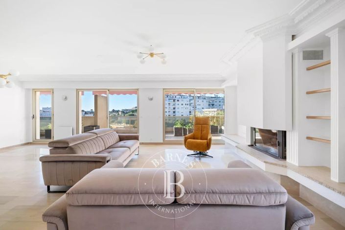 Image No.2-3 Bed Apartment for sale