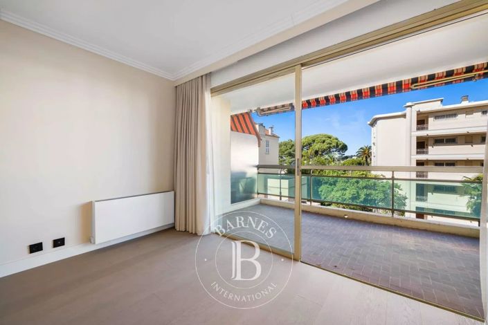 Image No.3-Apartment for sale