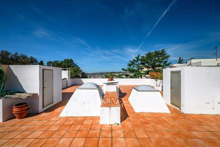 Image No.2-3 Bed Apartment for sale