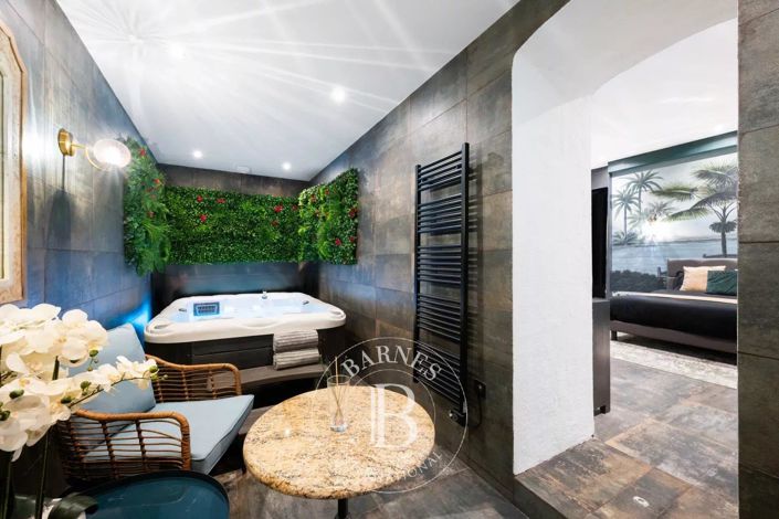 Image No.9-House for sale