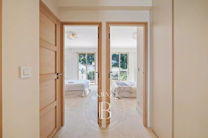 Image No.29-2 Bed Apartment for sale